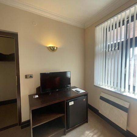Hotel Bravo Ceska Trebova Luaran gambar