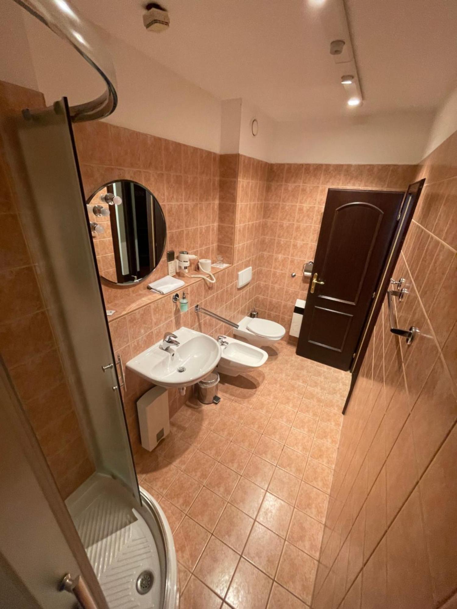 Hotel Bravo Ceska Trebova Luaran gambar
